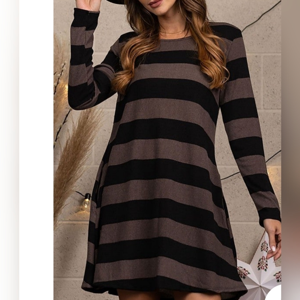 Sweater dress black and brown striped Size Medium, Heimish USA
